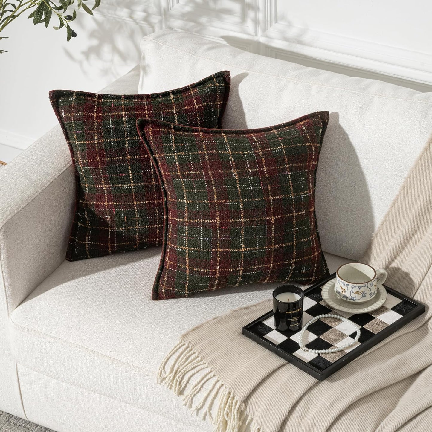 MAGOLIFE Scottish Tweed Loop Yarn Tartan Plaid Cotton Thread Tassel Throw Pillow Cover Holiday Decorative Retro Classic Cushion Pillow Case for Living Room Couch Bed Sofa Home (2 Pcs 18“x18)