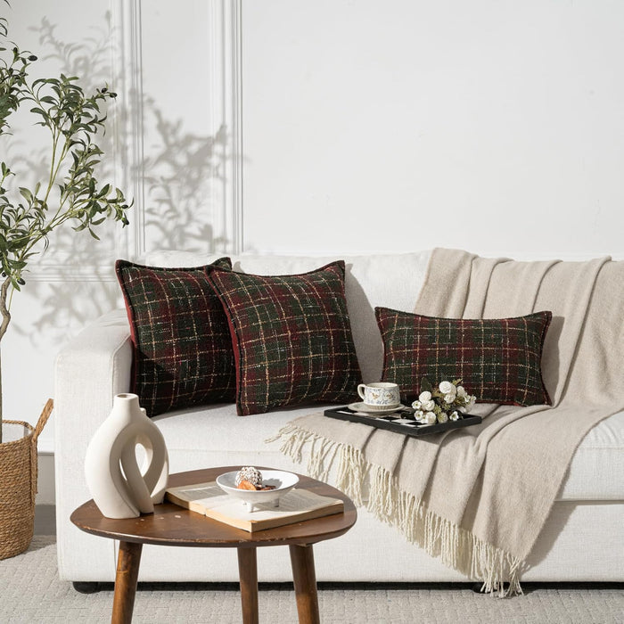 MAGOLIFE Scottish Tweed Loop Yarn Tartan Plaid Cotton Thread Tassel Throw Pillow Cover Holiday Decorative Retro Classic Cushion Pillow Case for Living Room Couch Bed Sofa Home (2 Pcs 18“x18)