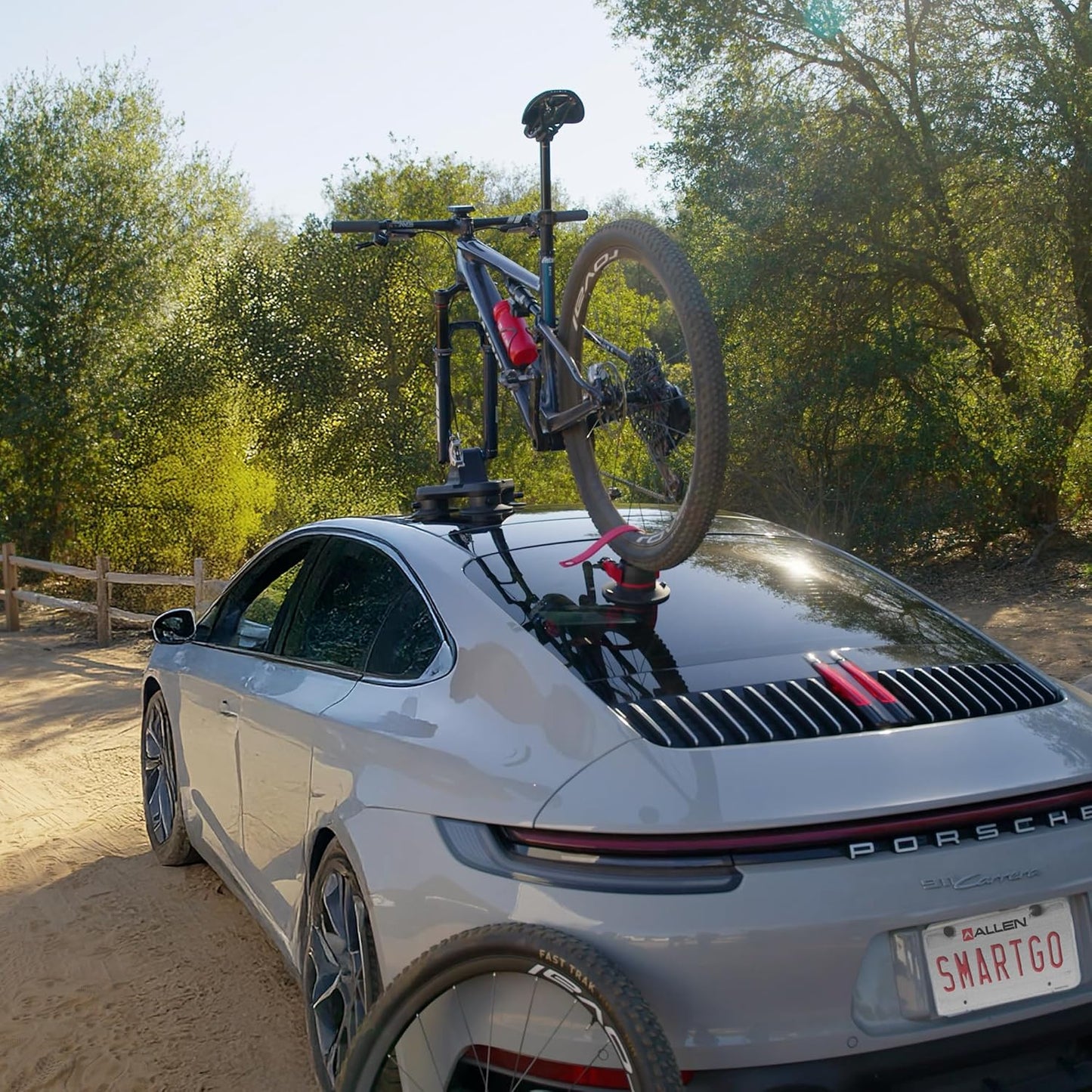 Allen Smart Suction™ GO: Compact 1-Bike Rack, Model SB-05